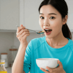 들기름이 리놀렌산이 풍부해서 체지방 감량에 좋다는 얘기를 듣고 한 스푼 먹고 있는 다이어터의 모습